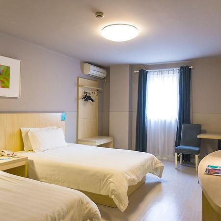 Jingjiang Inn Jurong Renmin Road Csencsiang Kültér fotó