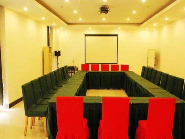 Jingjiang Inn Jurong Renmin Road Csencsiang Kültér fotó