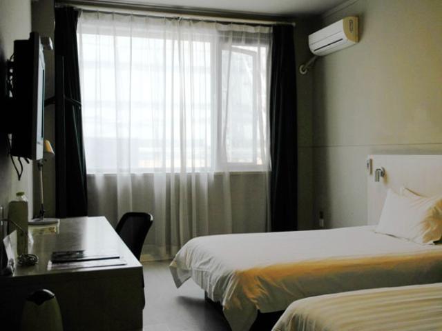 Jingjiang Inn Jurong Renmin Road Csencsiang Kültér fotó