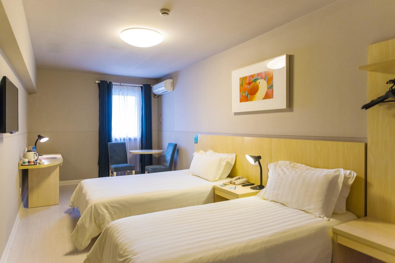 Jingjiang Inn Jurong Renmin Road Csencsiang Kültér fotó