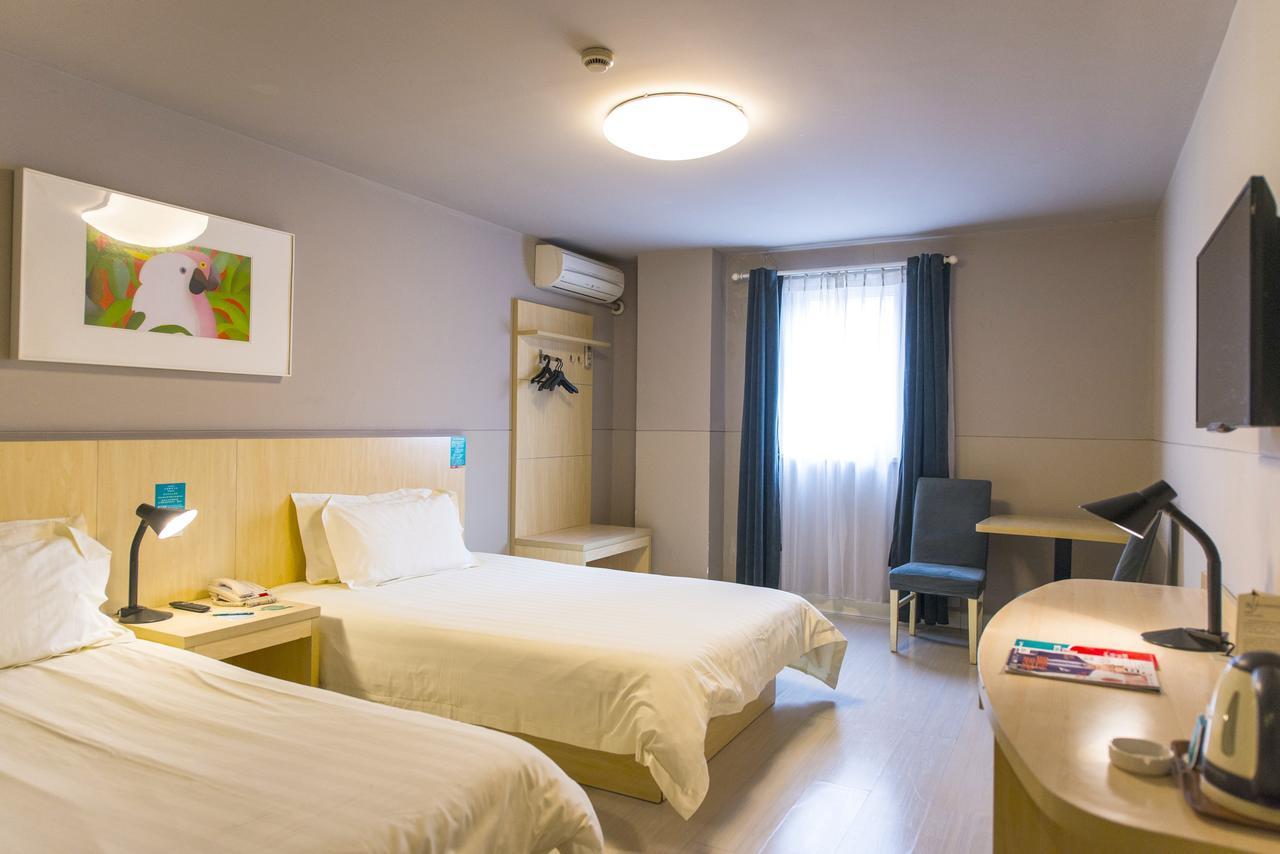 Jingjiang Inn Jurong Renmin Road Csencsiang Kültér fotó
