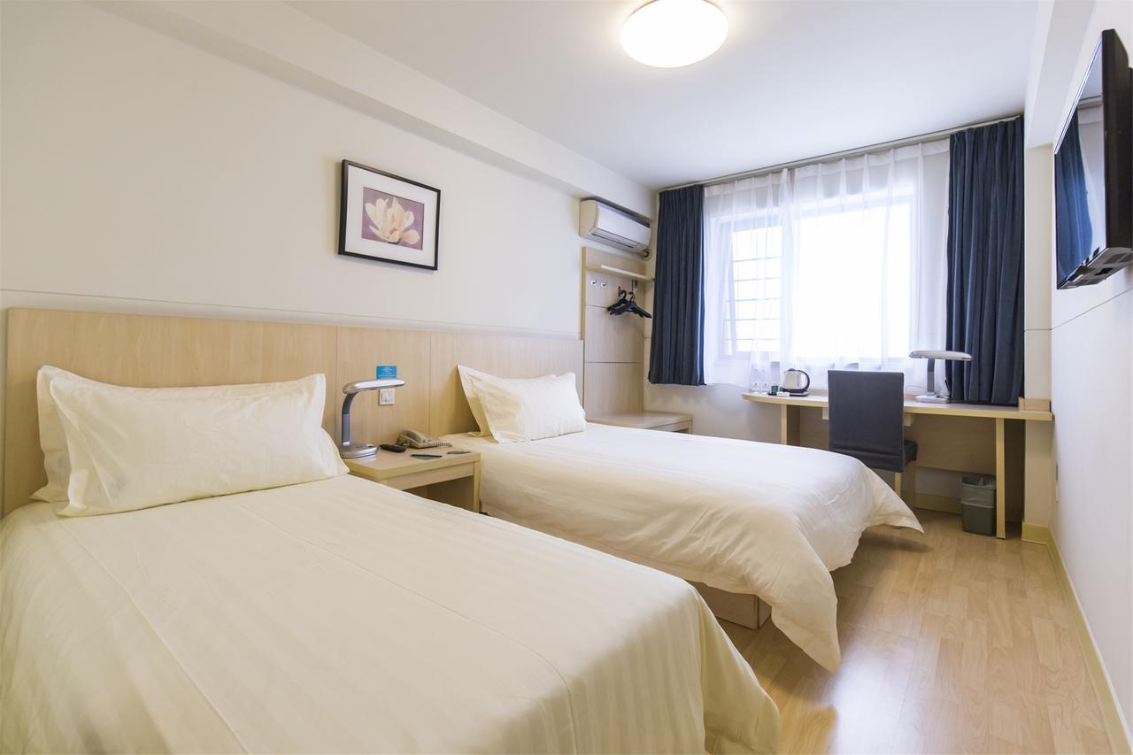 Jingjiang Inn Jurong Renmin Road Csencsiang Kültér fotó